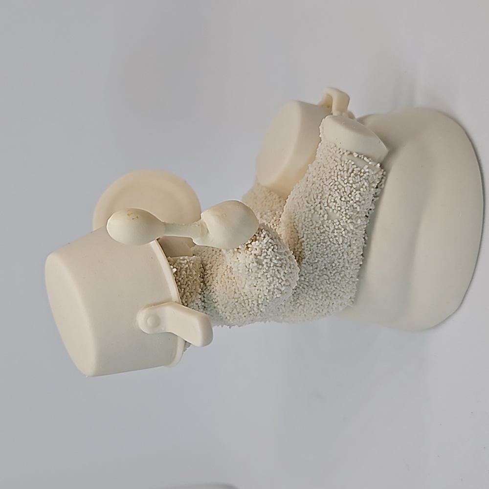 Dept 56 Snowbabies 2002 Stirring Up Trouble 56.69323 Winter Wonderland Christmas - Picture 4 of 11